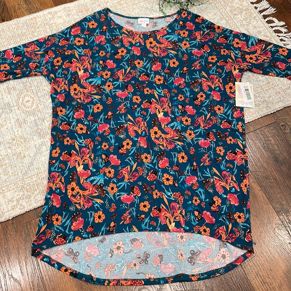 LuLaRoe Irma top